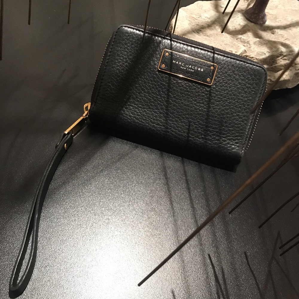 Marc Jacobs Wristlet Wallet
